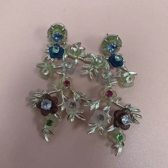 COPY - Nicola Bathie Belgravia chinoiserie vine earrings - Picture 3 of 5